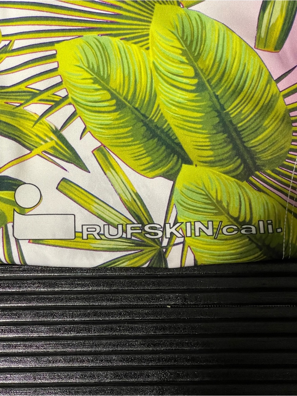 Men's Leaf-Print Swim Trunks - rufskin M - Picture 3 of 4